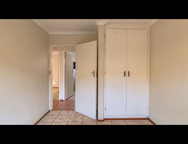 3 BEDROOM CLUSTER FOR SALE IN PIERRE VAN RYNEVELD